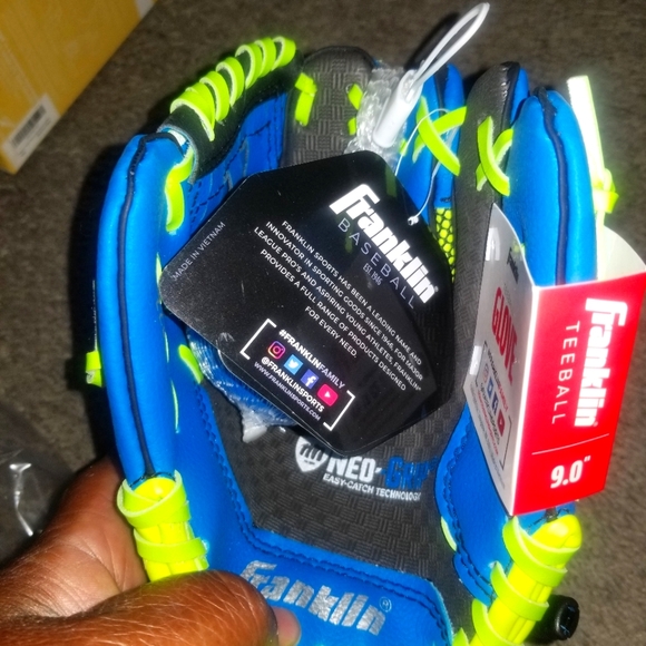 NWT Franklin teeball glove 9.0 youth - Picture 1 of 3